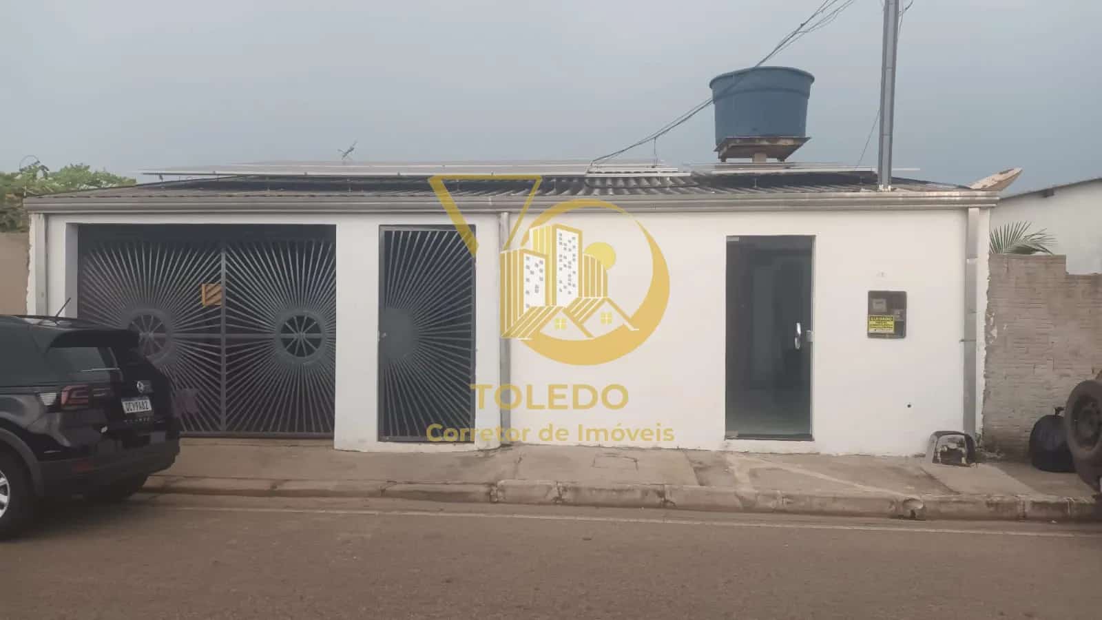 Casa no pedra 90 à venda
