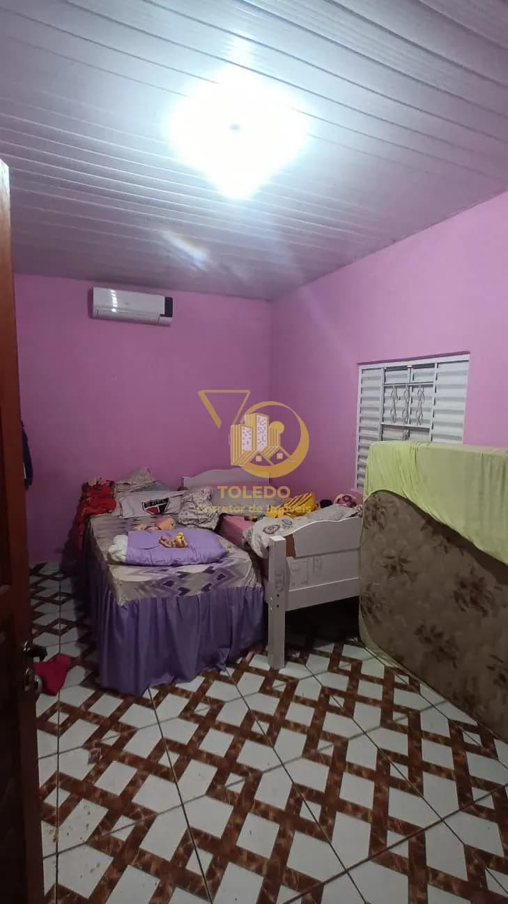 Casa no pedra 90 à venda