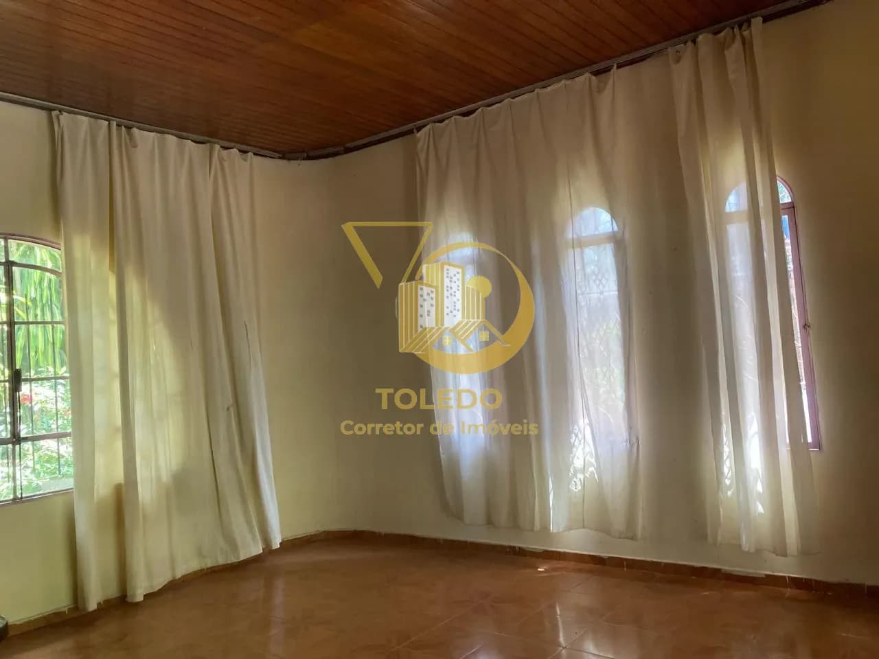 Casa a venda no bairro São Sebastião fundo com av das torres